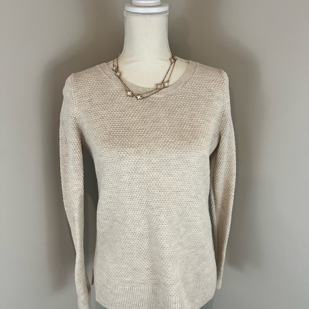 GAP Cream Crew Neck Sweater Size Small